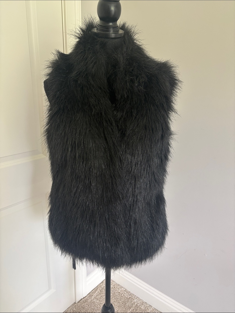 MICHAEL Michael Kors Black Faux Fur Trim Vest